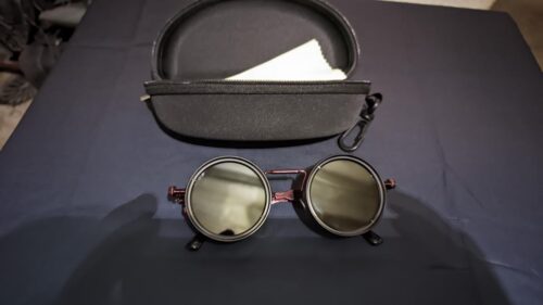 Fashionable Adjustable Sunglasses: Suitable for retro punk parties, sunshade, sun protection and festivals like Easter, graduation season, Halloween and Christmas. With aluminum-magnesium lenses, alloy frames, a glasses case and a lens cloth. photo review